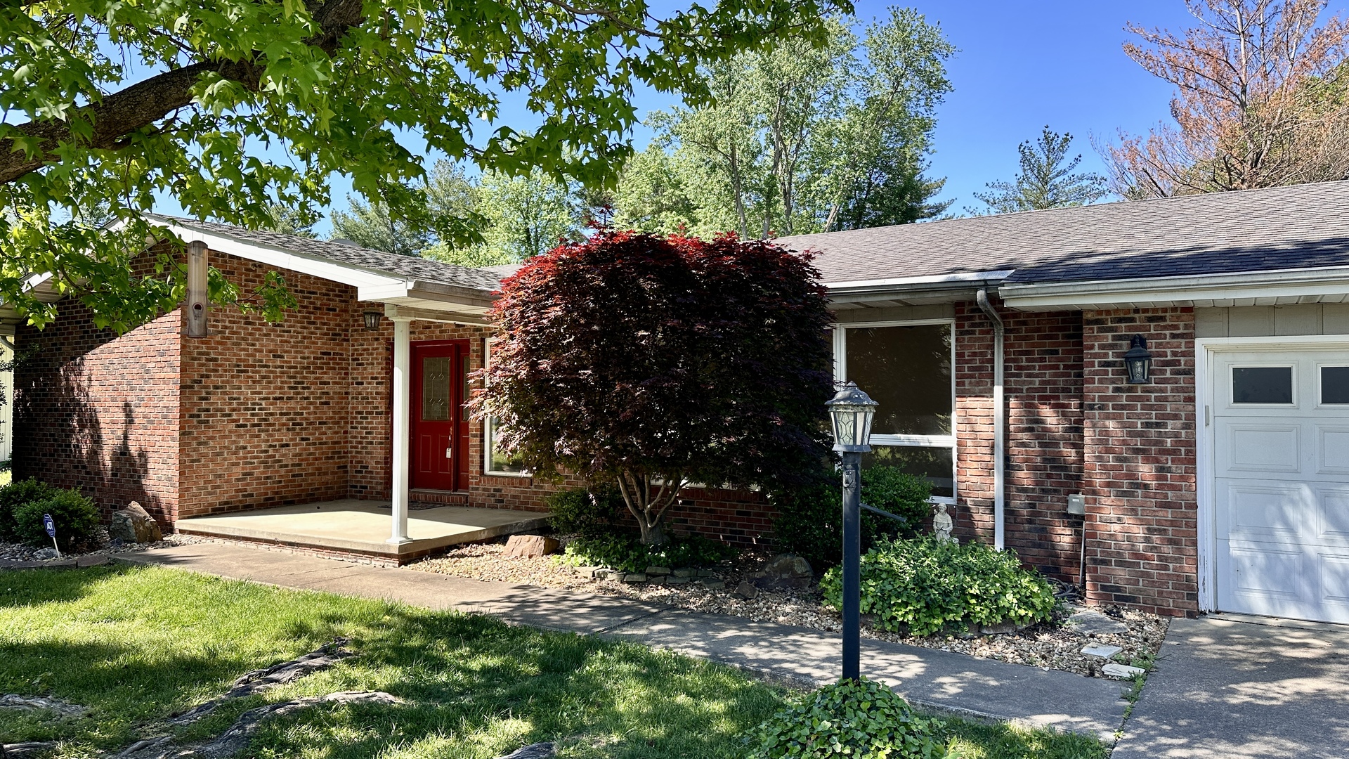 207 N Illinois Avenue, West Frankfort, IL