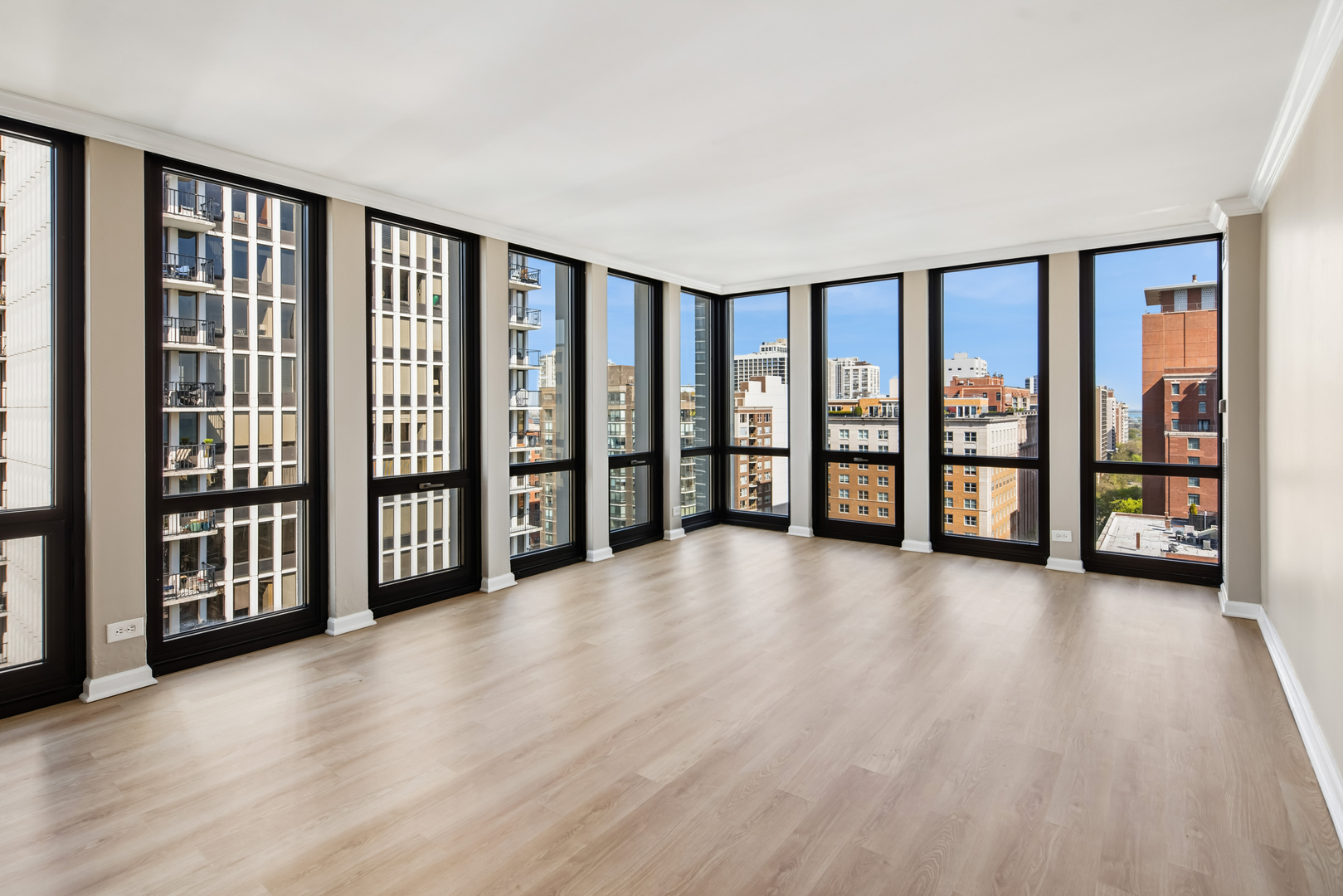 1 E Scott Street #1810, Chicago, IL