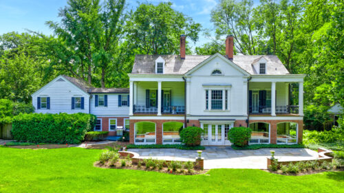 62 Woodley Road, Winnetka, IL