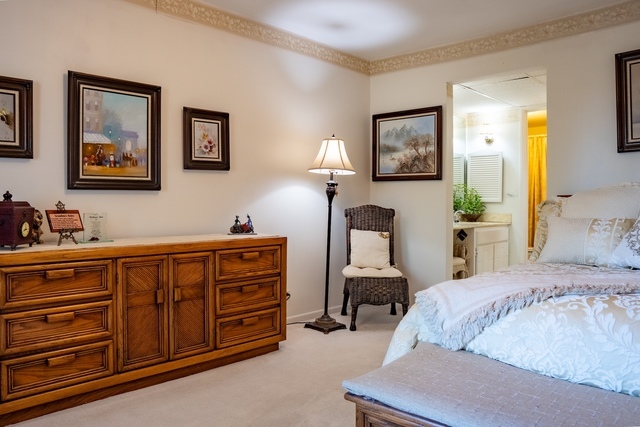 840 Elder Road #A414, Homewood, IL