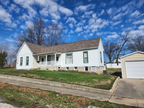 601 W Saint Louis Avenue, Pinckneyville, IL