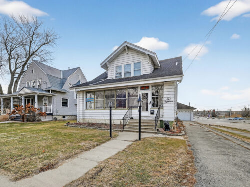 218 Lincoln Way, Dixon, IL