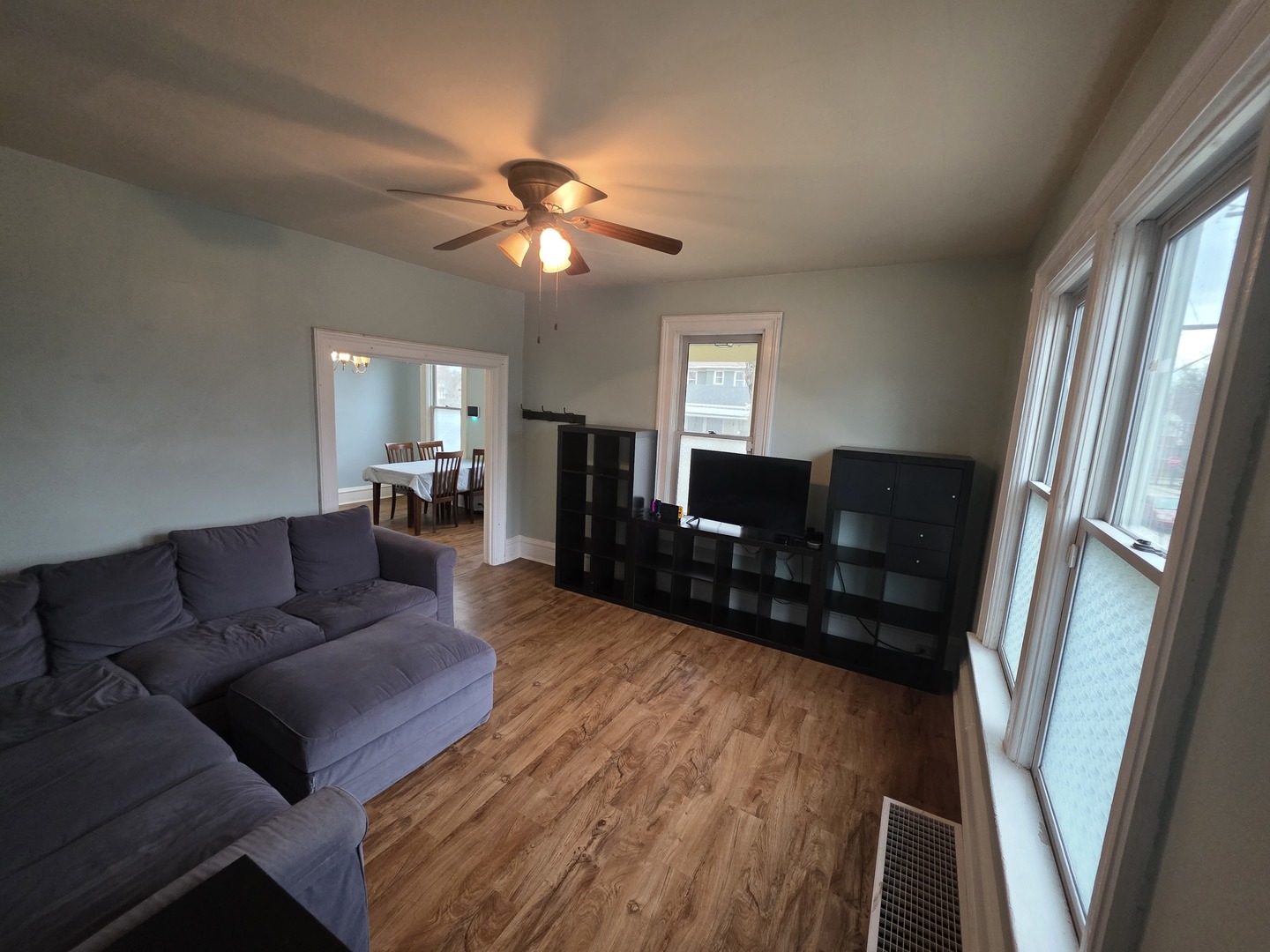 463 North Street, Elgin, IL