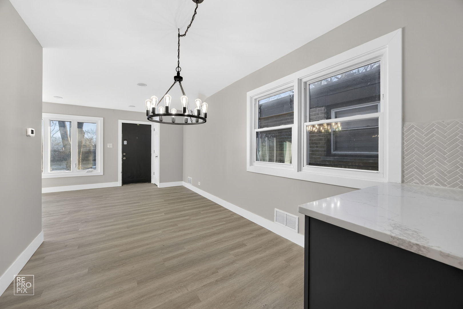 10240 S Torrence Avenue, Chicago, IL