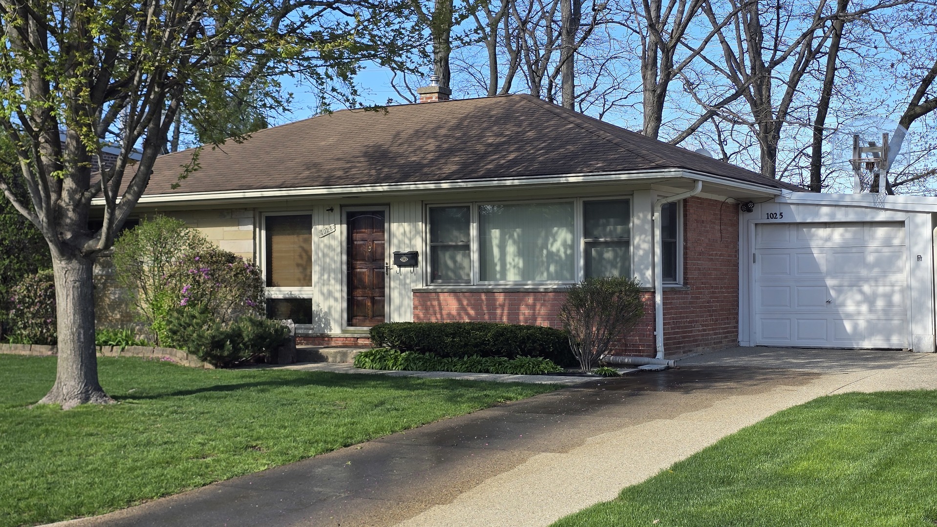 1025 Longaker Road, Northbrook, IL