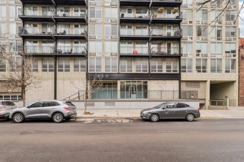 450 W Briar Place #7J, Chicago, IL