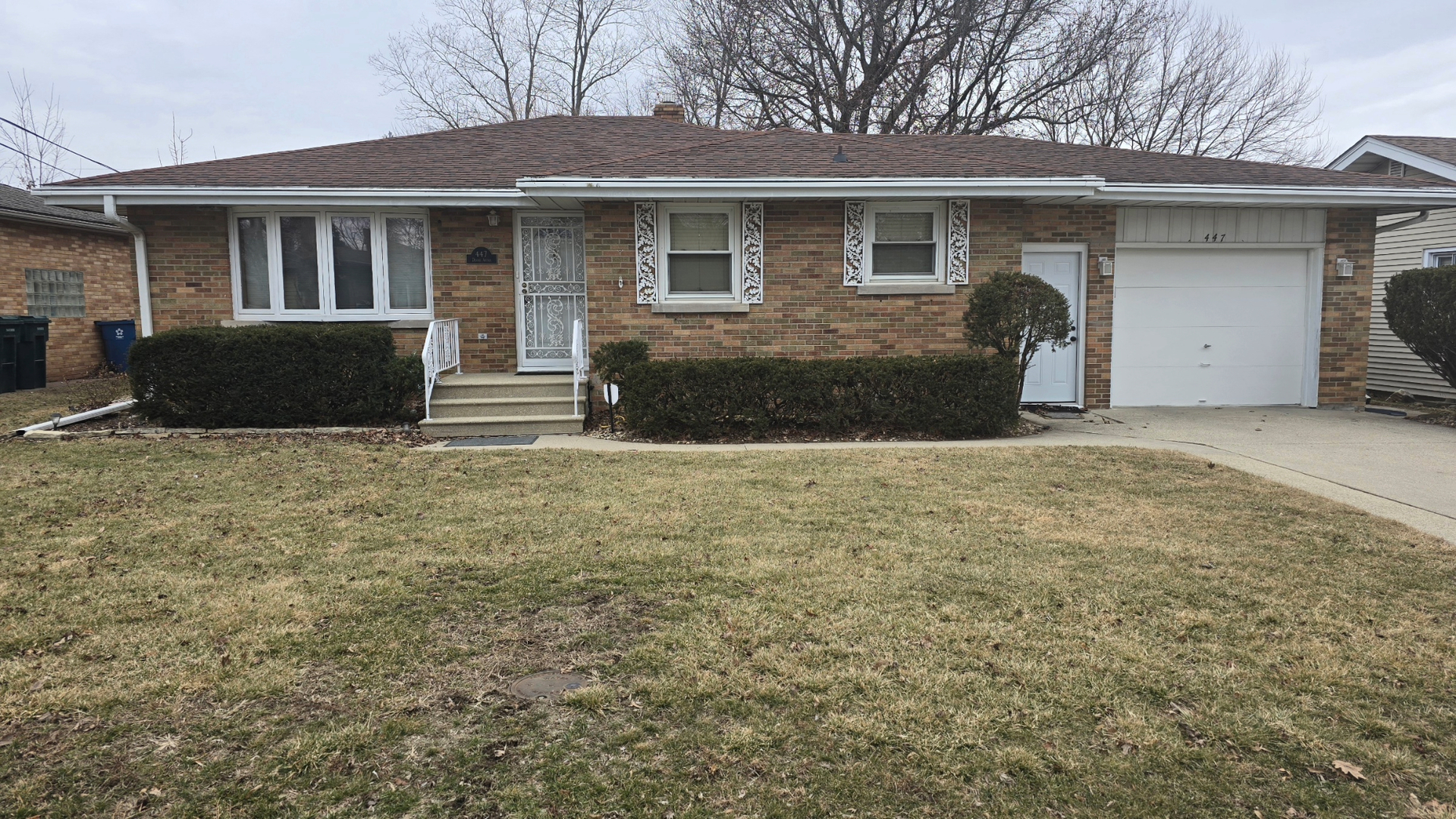 447 Dennis Avenue, Bradley, IL