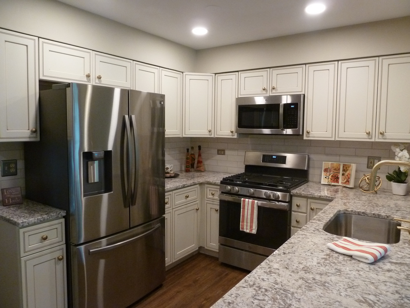 17720 W Running Creek Court, Gurnee, IL