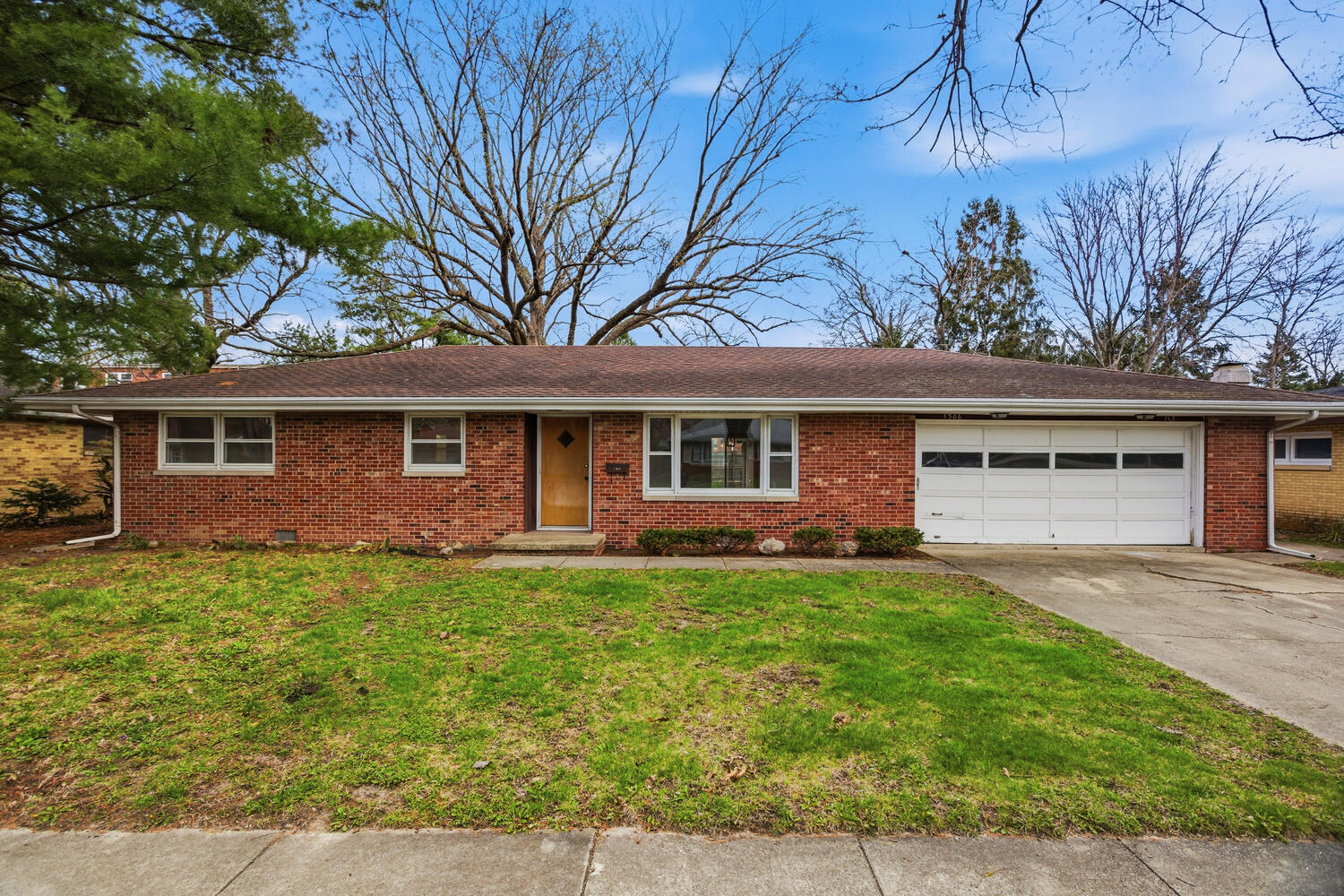 1306 E Mumford Drive, Urbana, IL