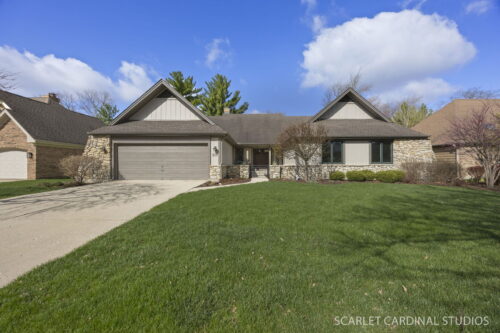 320 Oakwood Court, Wheaton, IL