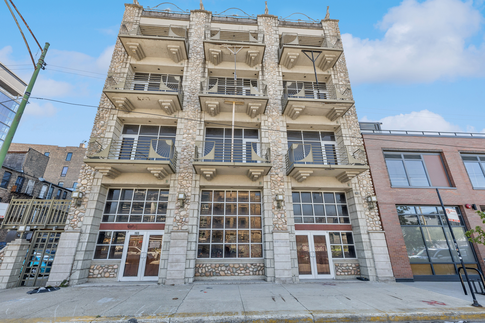 165 N May Street, Chicago, IL