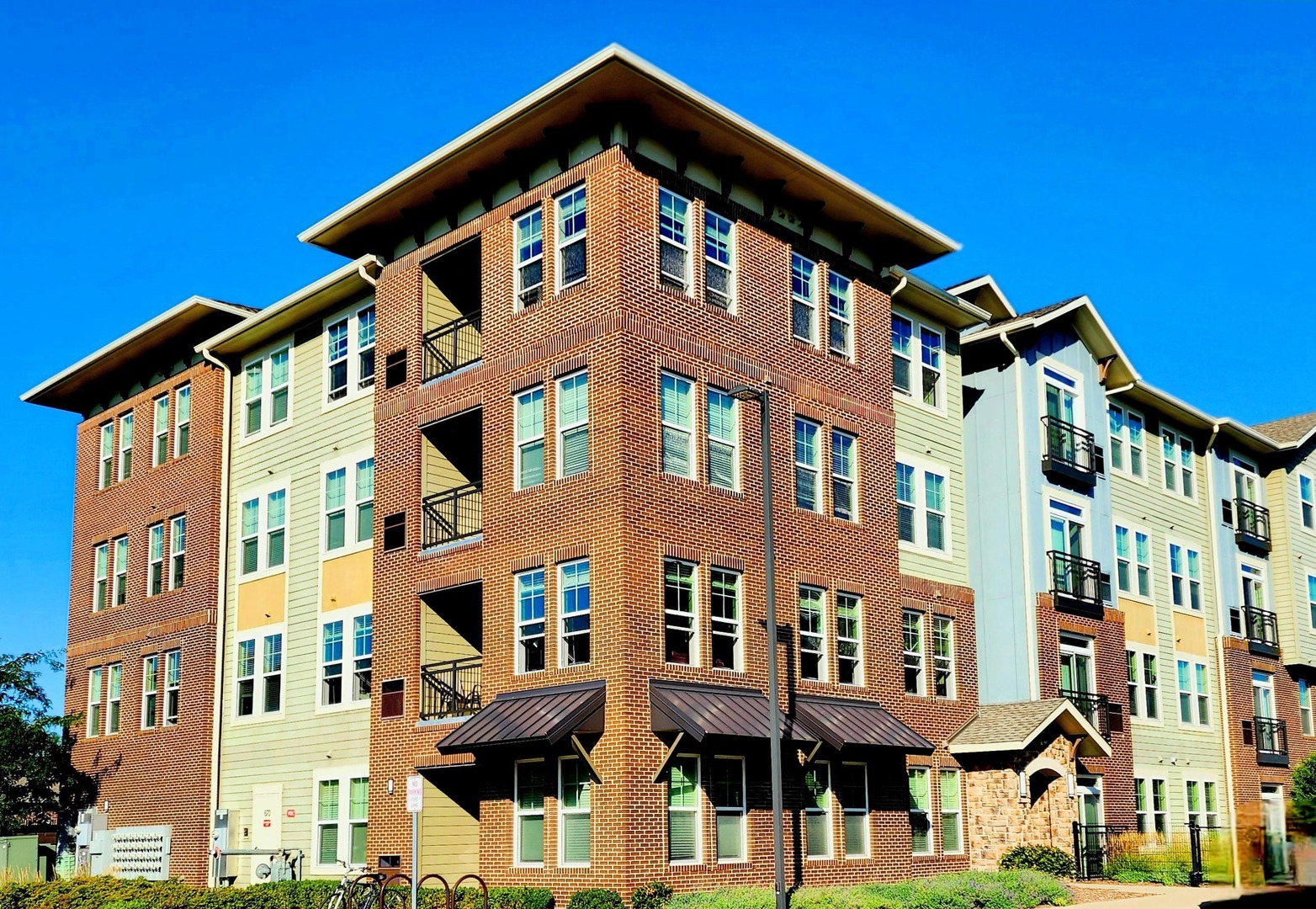 670 E Algonquin Road #4303, Schaumburg, IL