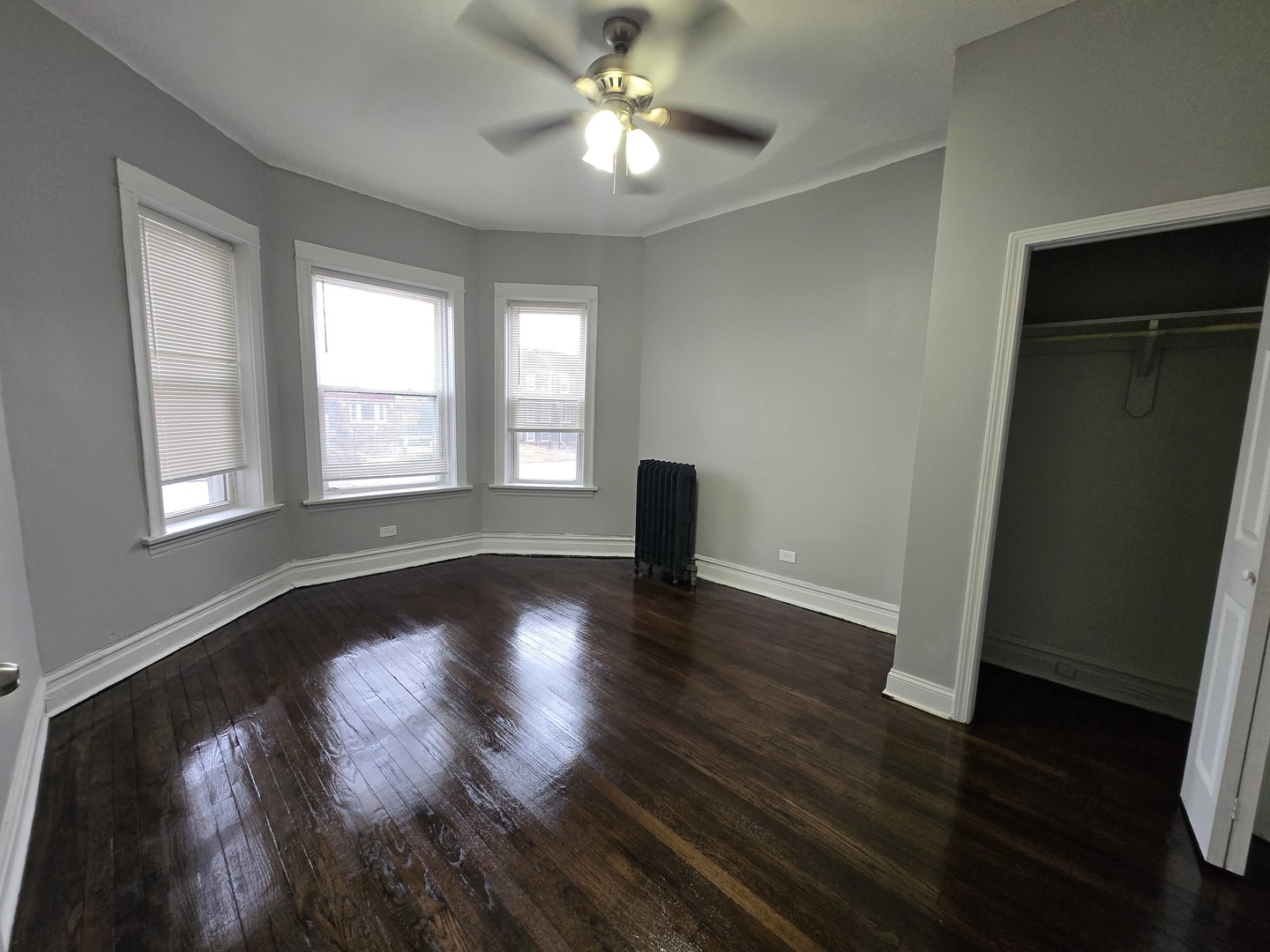 6930 S Wabash Avenue, Chicago, IL