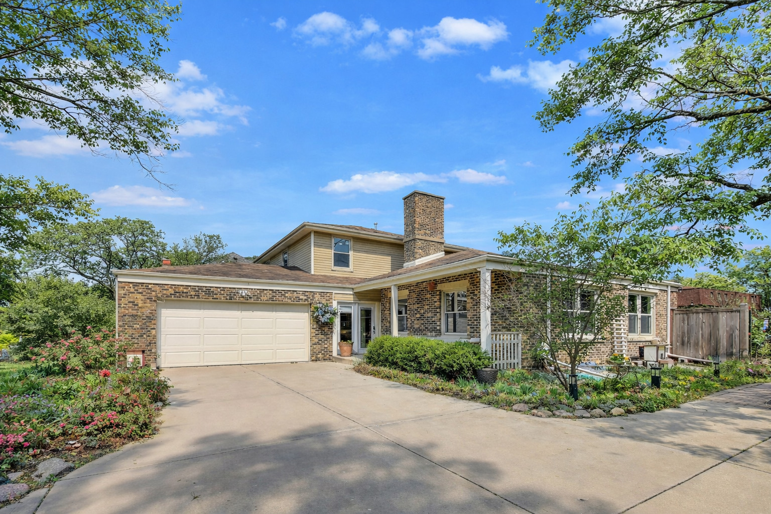 9761 Elm Terrace, Des Plaines, IL
