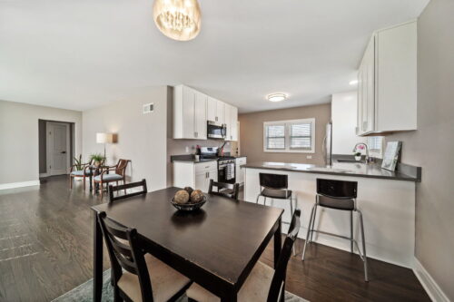 1S336 Buttercup Lane, Villa Park, IL