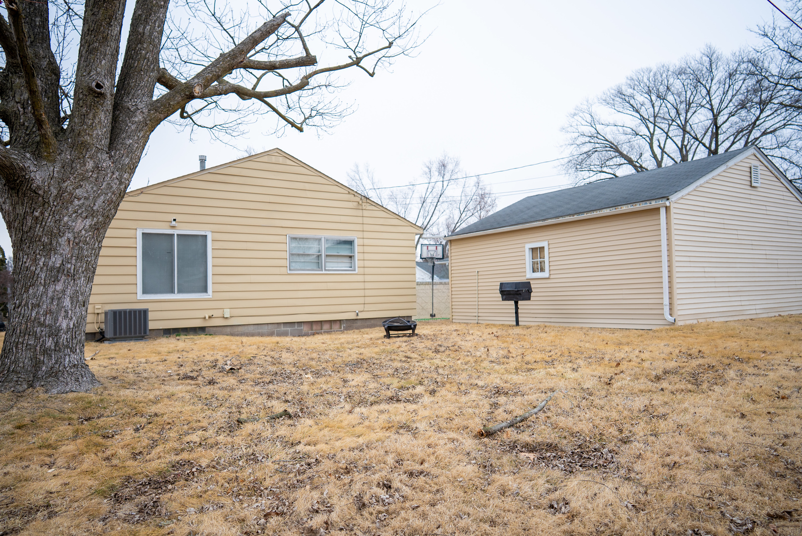 2550 26TH Street, Rock Island, IL