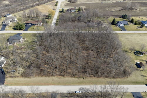 203 Kyle Lane, Kirkland, IL