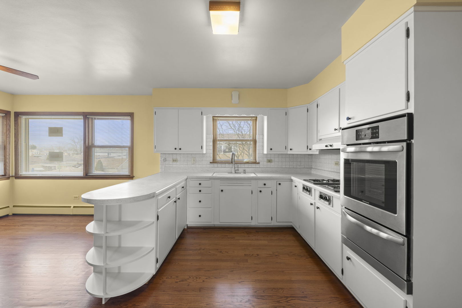 6401 W 52nd Street #2, Chicago, IL