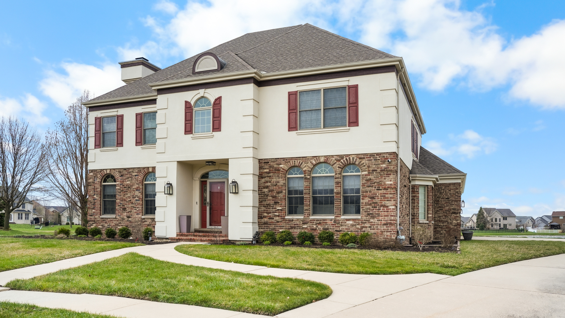 1607 Chestnut Grove Court, Champaign, IL