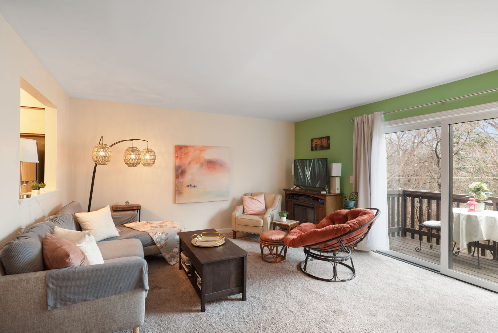 33561 N Royal Oak Lane #209, Grayslake, IL