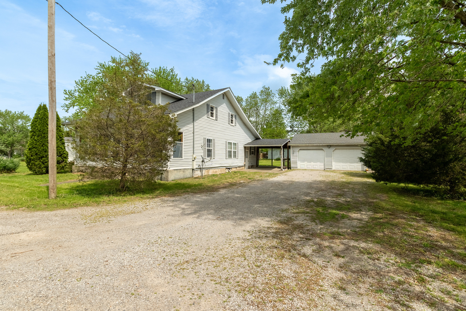 202 S Ervin Street, Pittsburg, IL