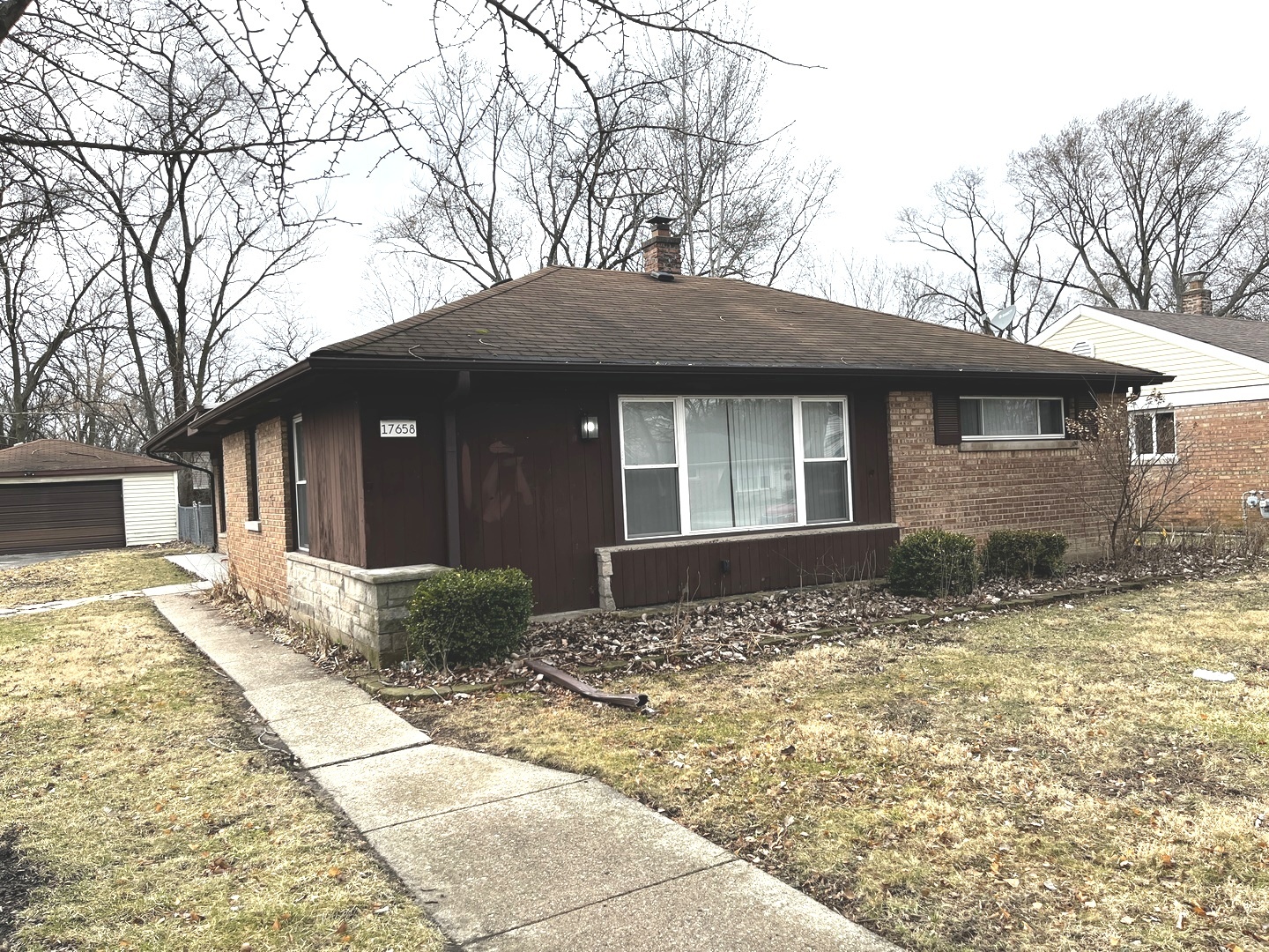 17658 Lincoln Avenue, Homewood, IL