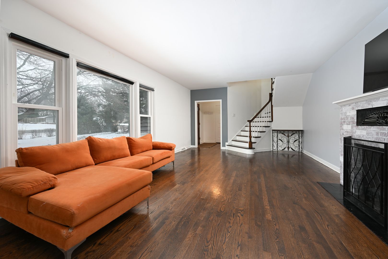 360 Erie Circle, Bloomingdale, IL