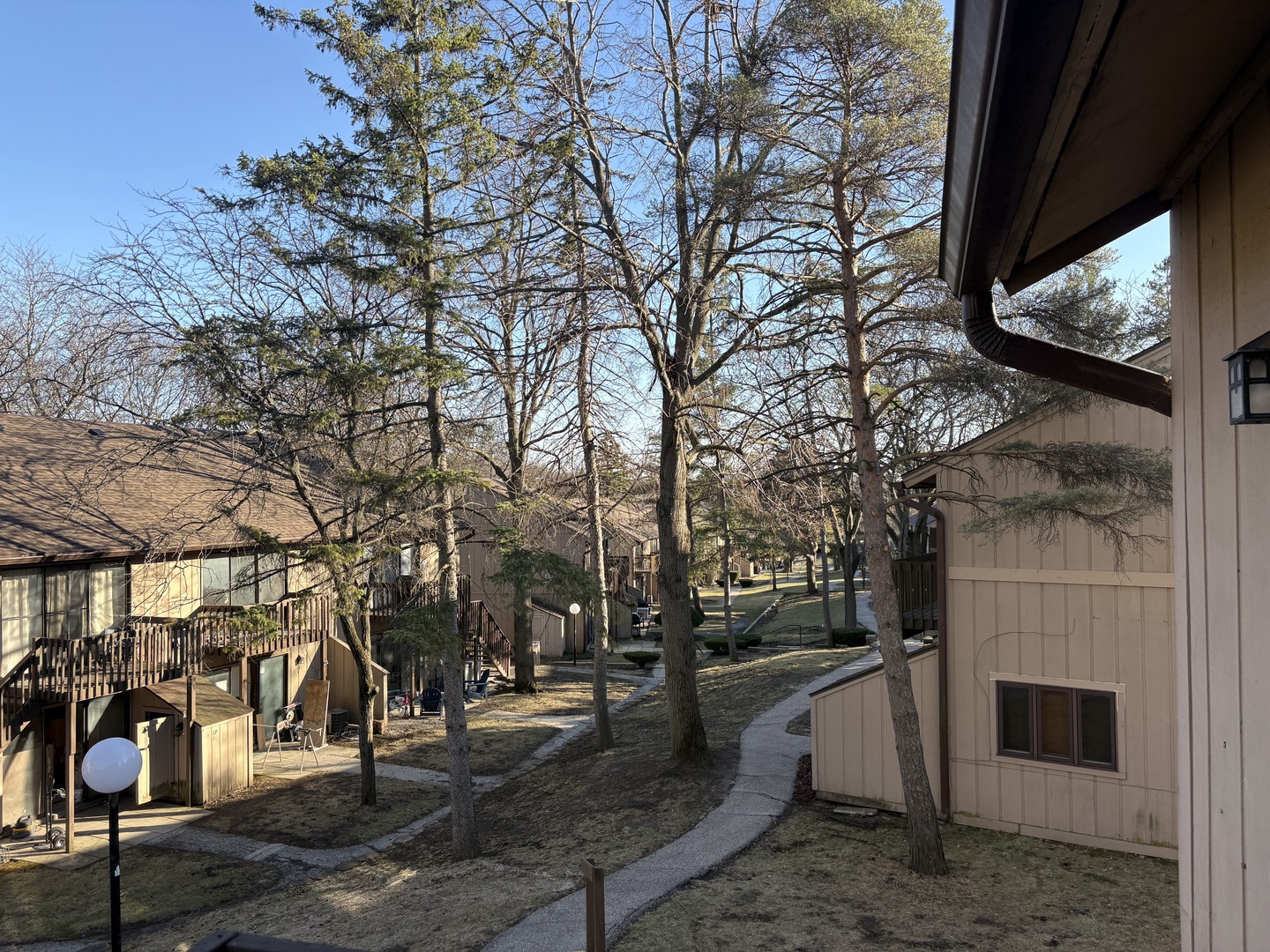 11 Saint Thomas Colony #7, Fox Lake, IL