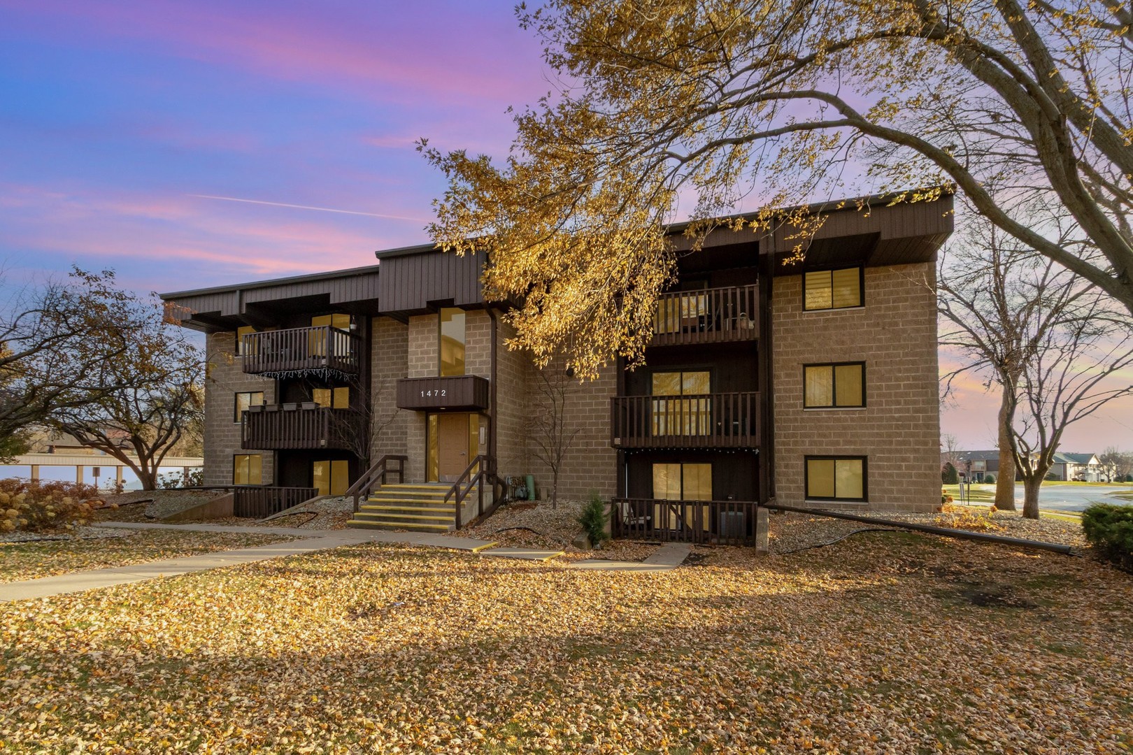 1472 Rock Run Drive #1B, Crest Hill, IL