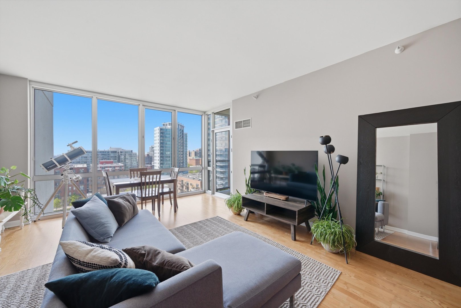 1629 S Prairie Avenue #1207, Chicago, IL