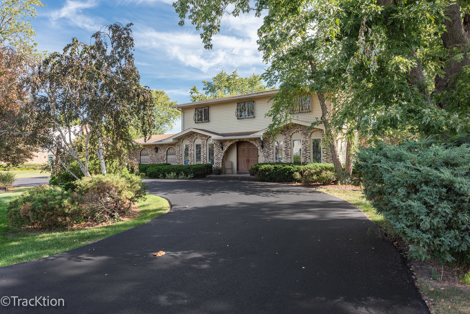 23061 N Apple Hill Lane, Lincolnshire, IL