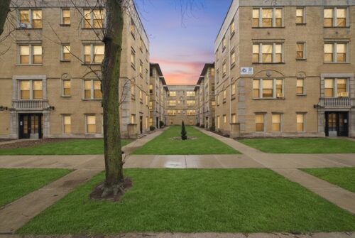 7520 N Seeley Avenue #2W, Chicago, IL