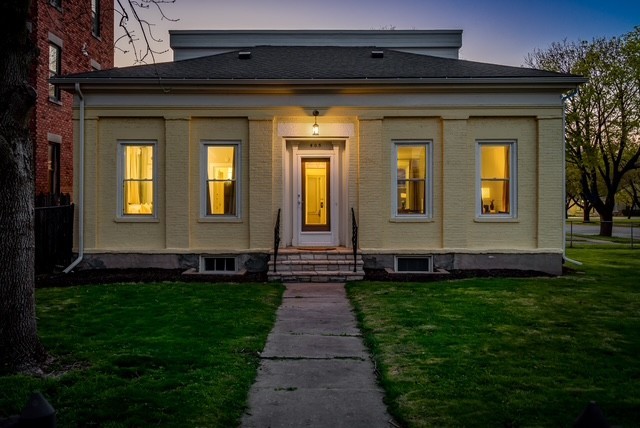 405 S 1st Street, Rockford, IL