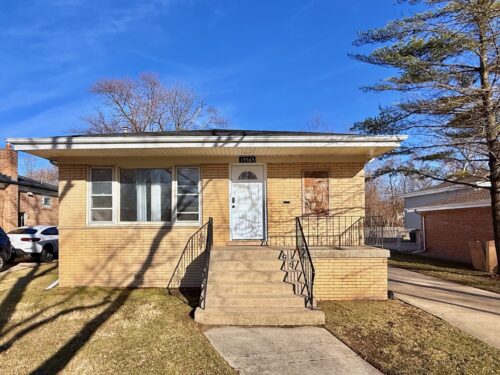 15565 Madison Avenue, Dolton, IL
