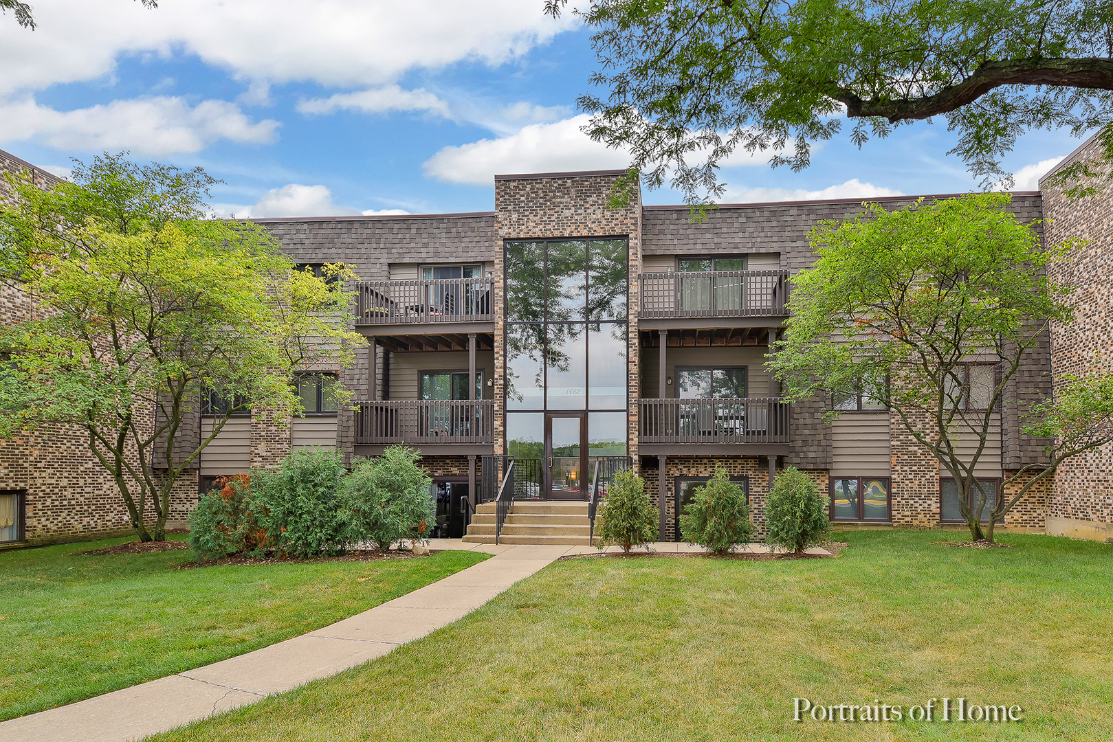 1462 Stonebridge Circle #F4, Wheaton, IL