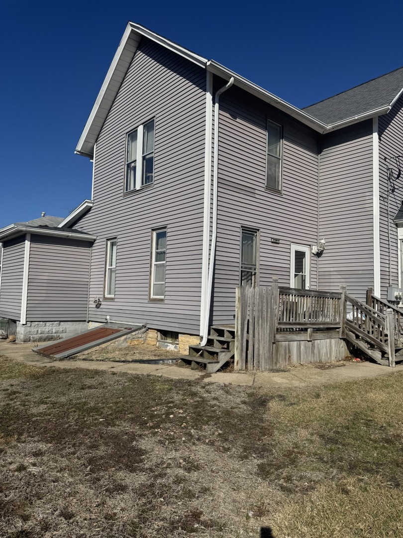 212 E 10th Street, Sterling, IL