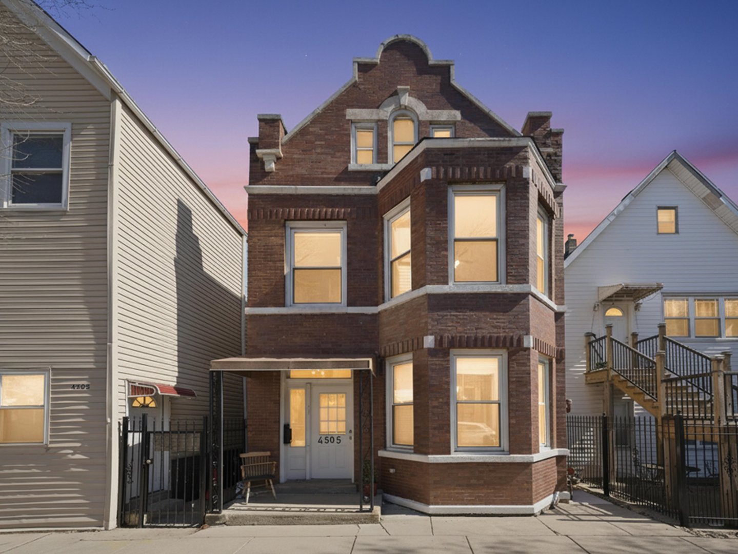 4505 S Justine Street, Chicago, IL