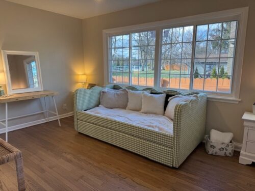 22 Audrey Lane, Mount Prospect, IL