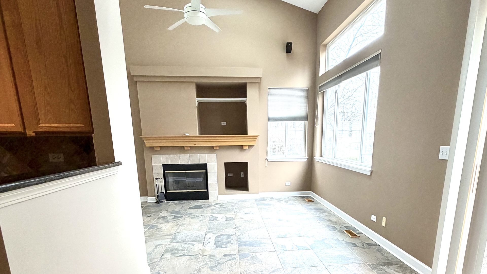 3015 Kentshire Circle, Naperville, IL