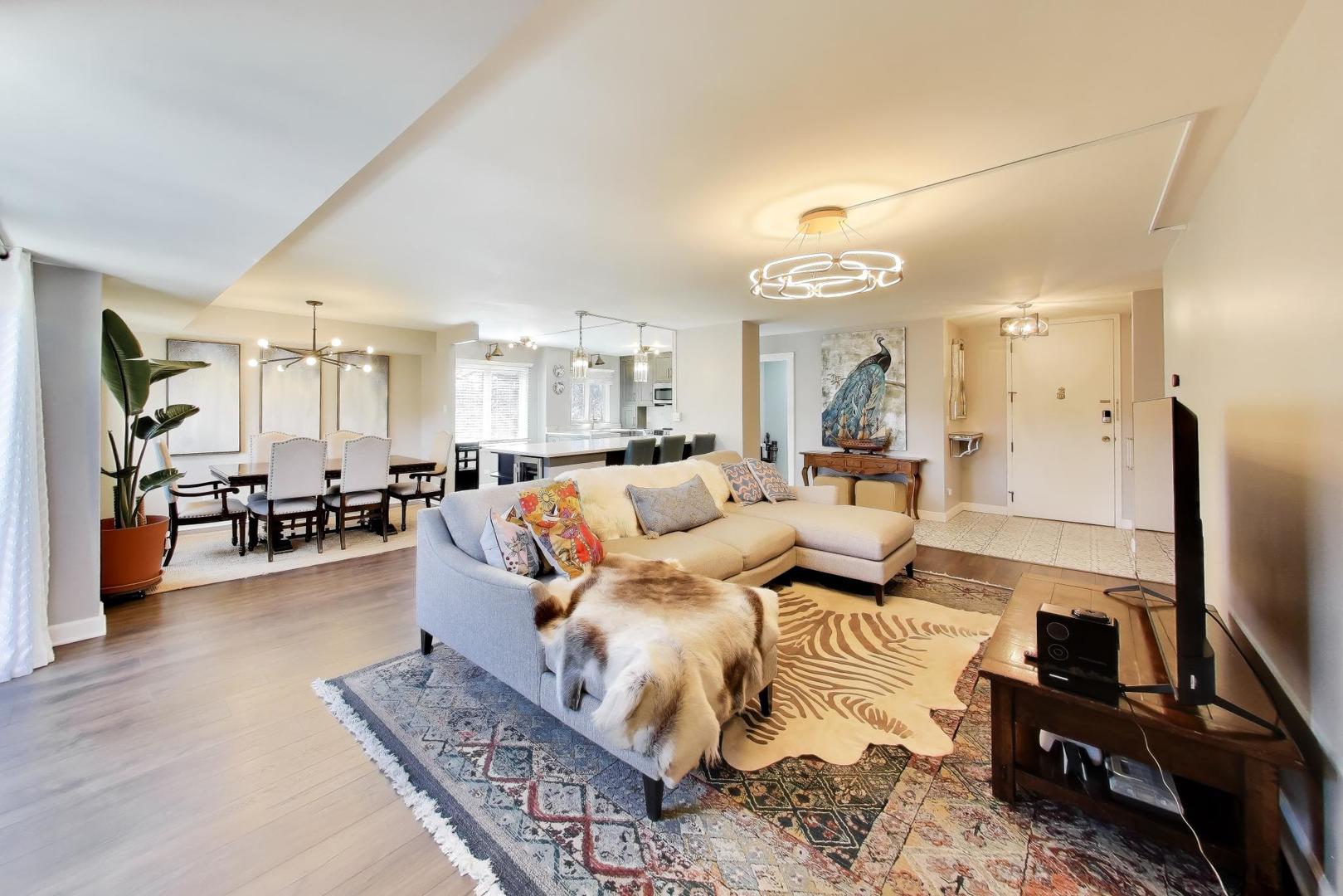 2460 W Talcott Road #219, Park Ridge, IL