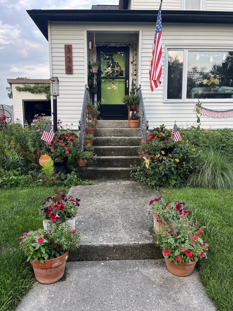 330 N Birch Street, Waterman, IL