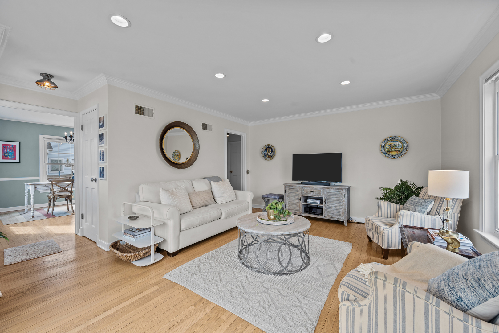 1213 Dartmouth Street, Wilmette, IL