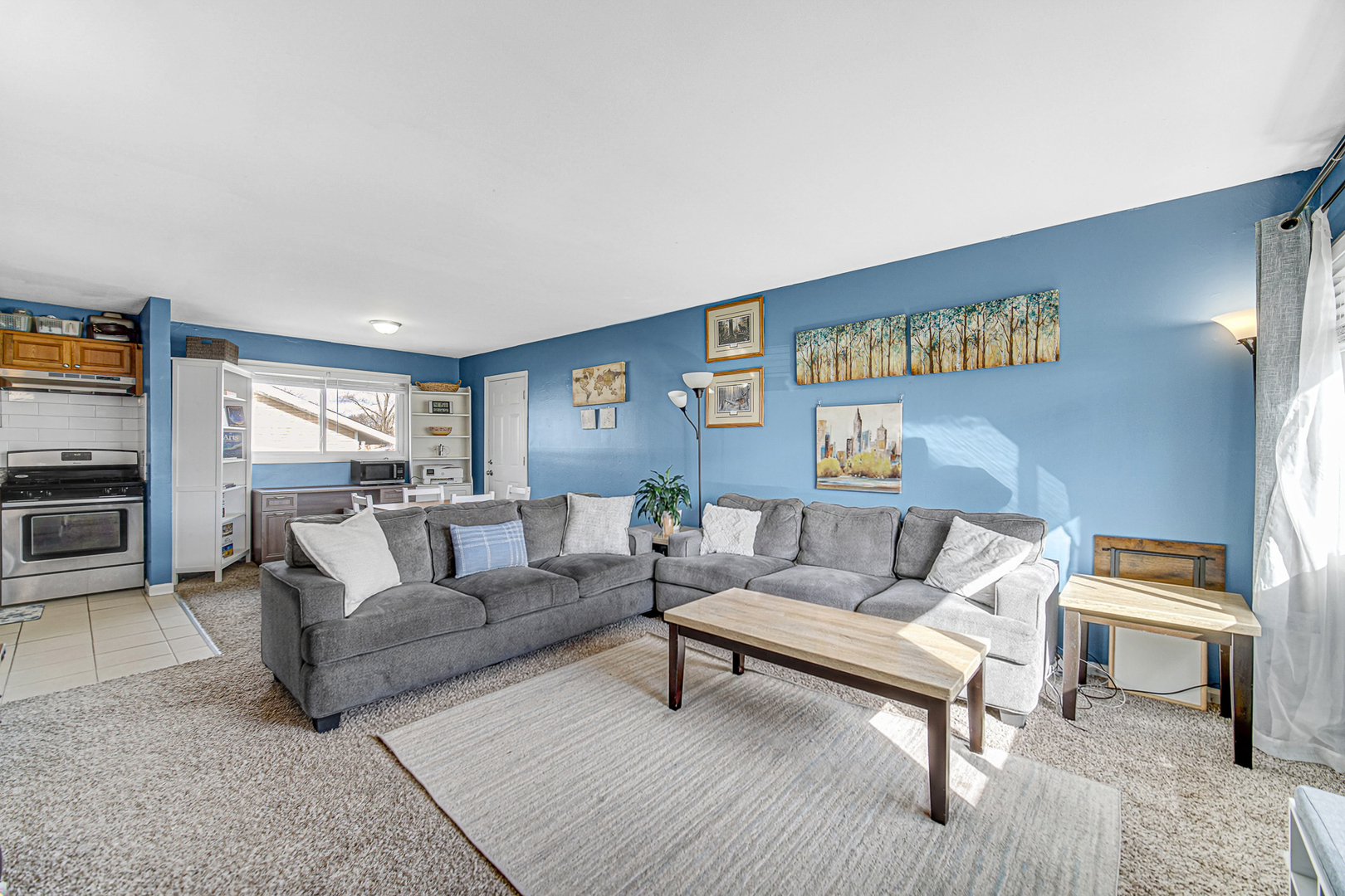 310 Maricopa Lane, Hoffman Estates, IL