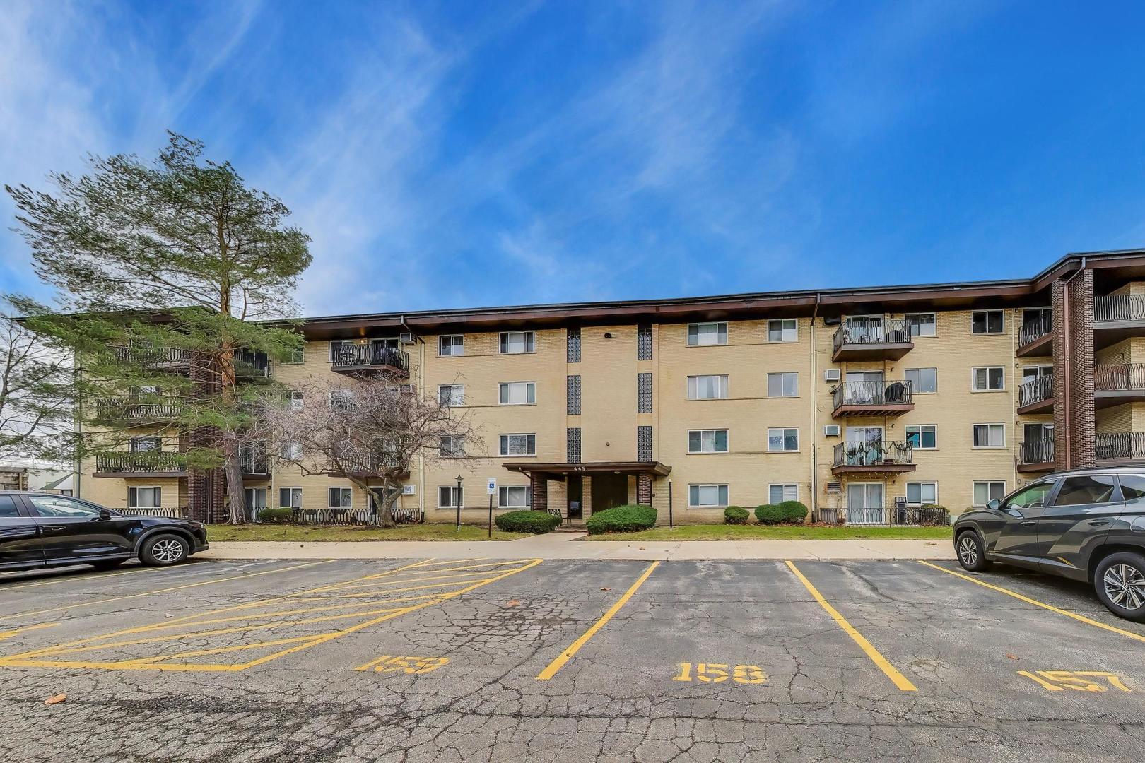 445 S Cleveland Avenue #302, Arlington Heights, IL