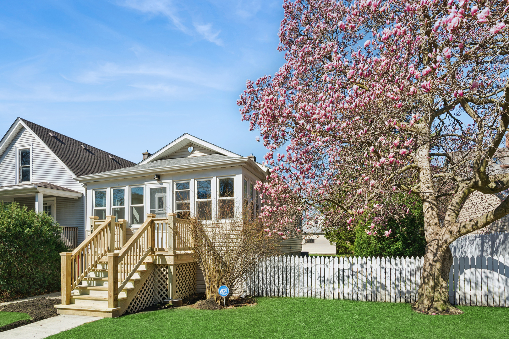 1580 Florence Avenue, Evanston, IL