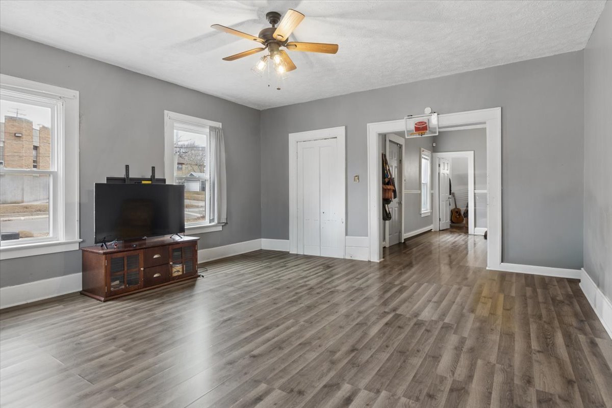1404 Benton Street, Rockford, IL