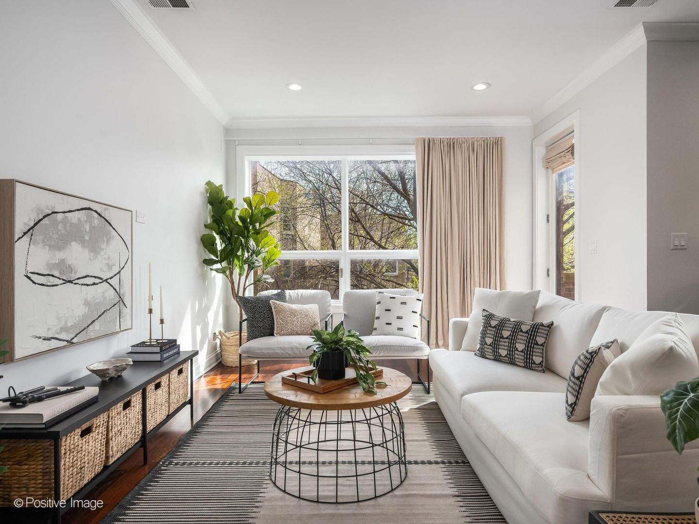 4648 N Winthrop Avenue #2A, Chicago, IL