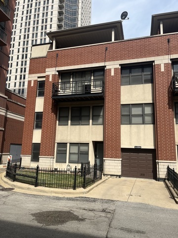 334 N Jefferson Street #A, Chicago, IL