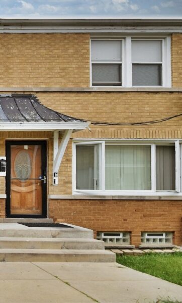 1105 Bellwood Avenue #D, Bellwood, IL