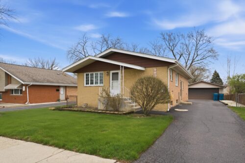 14325 Tripp Avenue, Midlothian, IL
